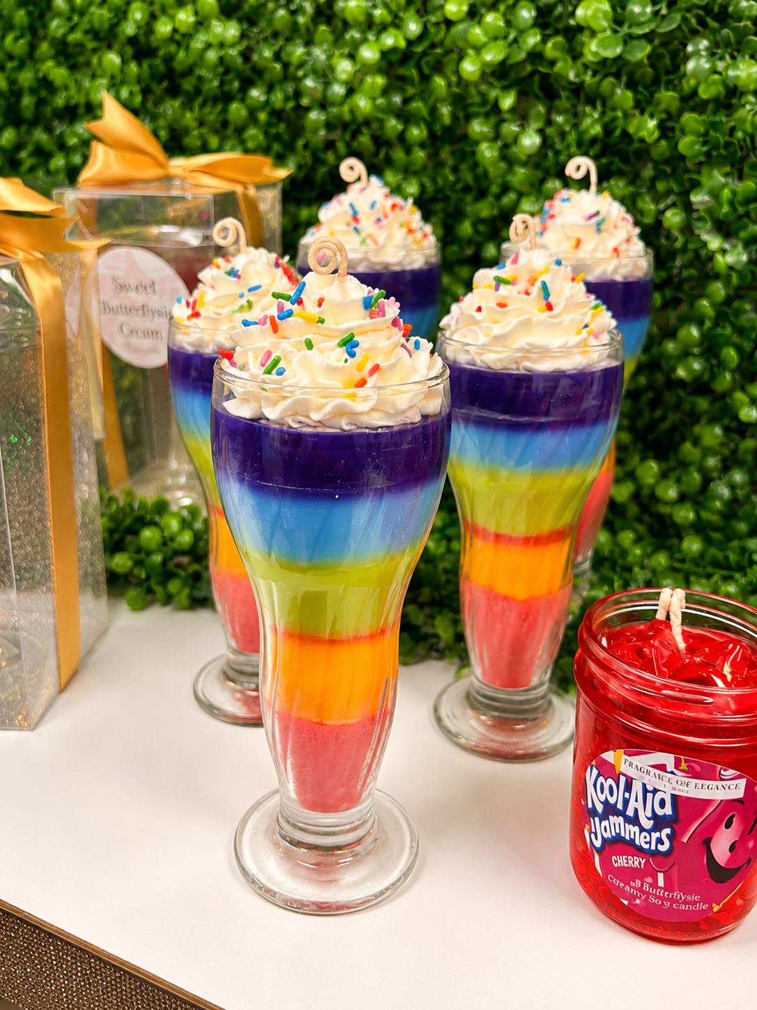 Confetti Float sprinkle Candle - Fragrance of Elegance