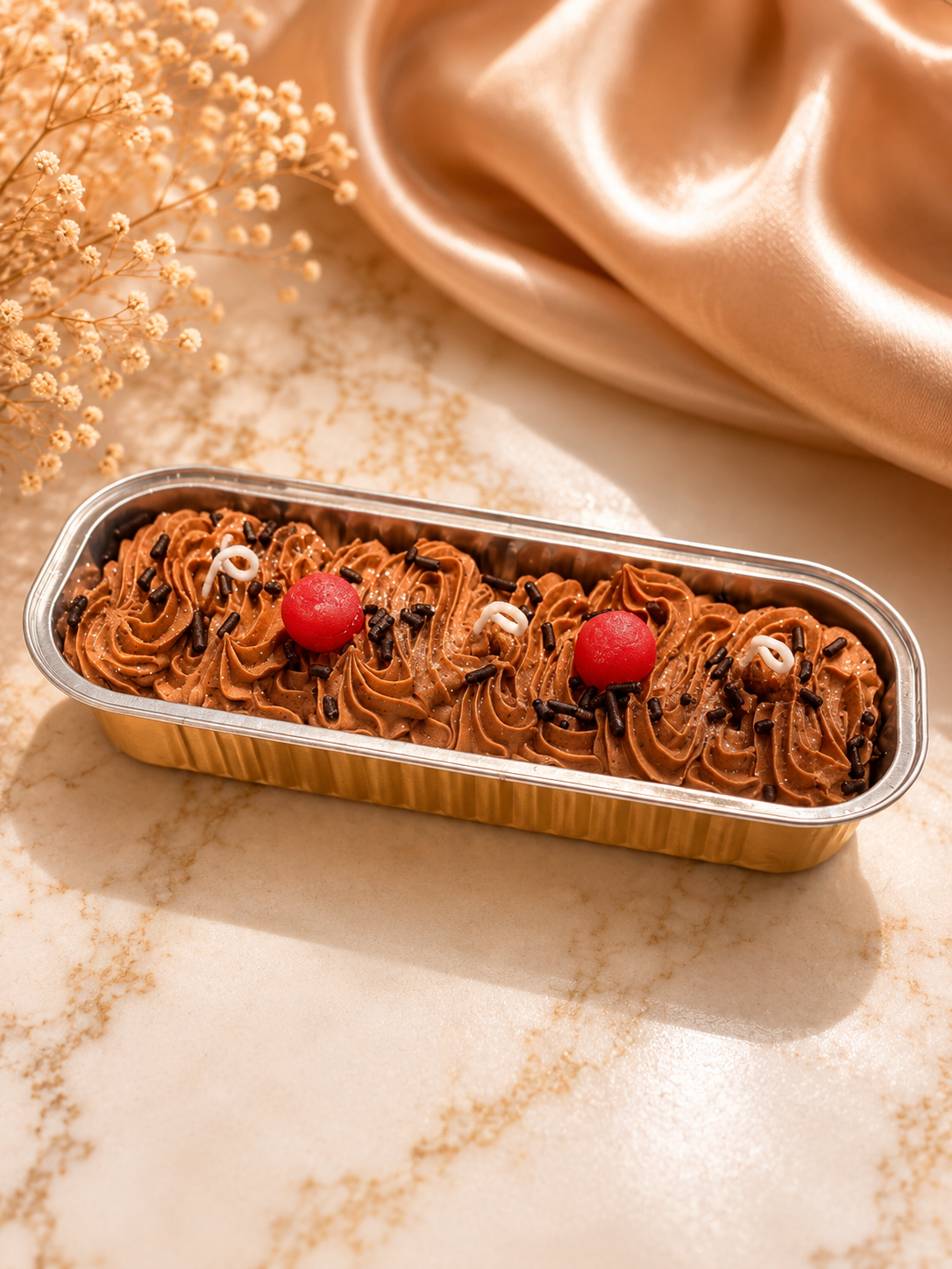 Choco Berry Loaf Cake Candle